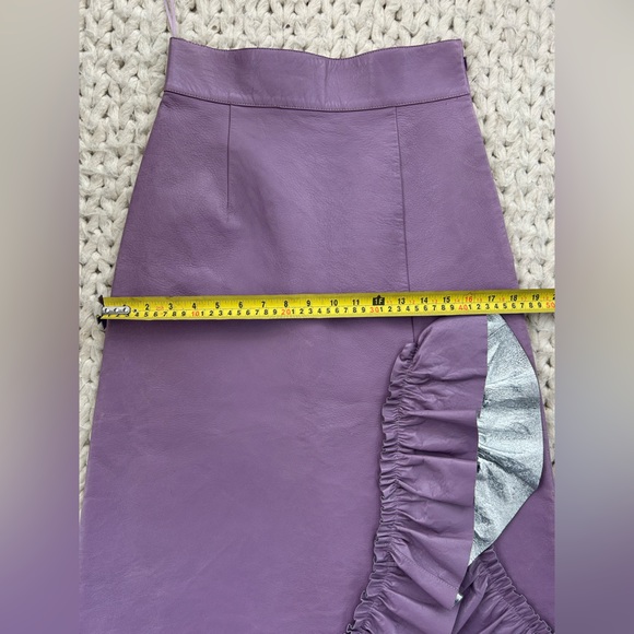 NEW Miu Miu Lavender Leather Midi Skirt with Silver Ruffle - Picture 9 of 16